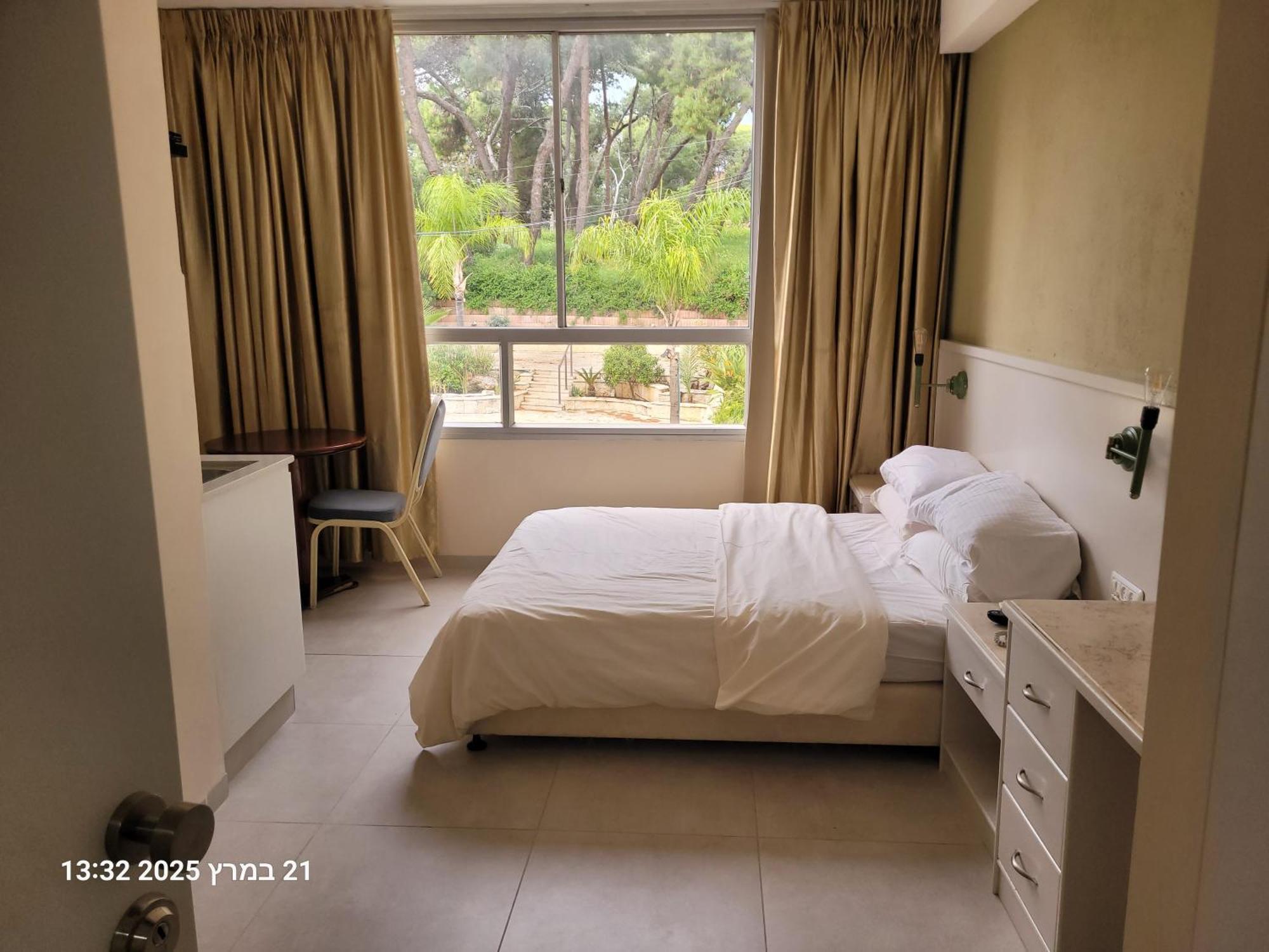Marom Residence Romema Haifa Exterior foto